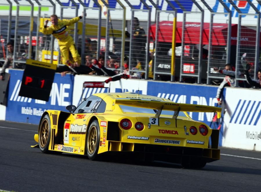  Nissan GT-R GT500 Race Car 2007 года  (фото 17 из 26)